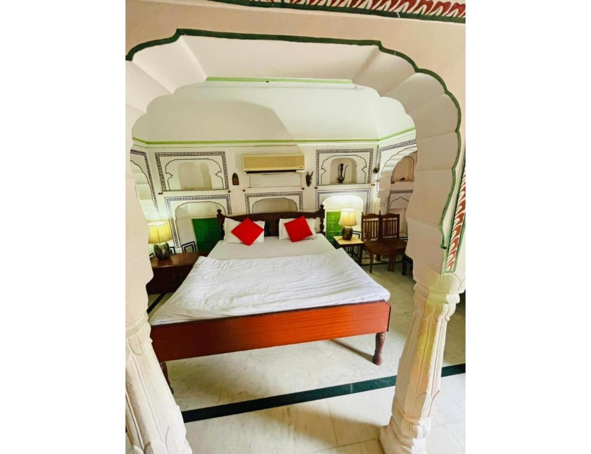 Singhasan Haveli, Mandawa Apartment Exterior foto
