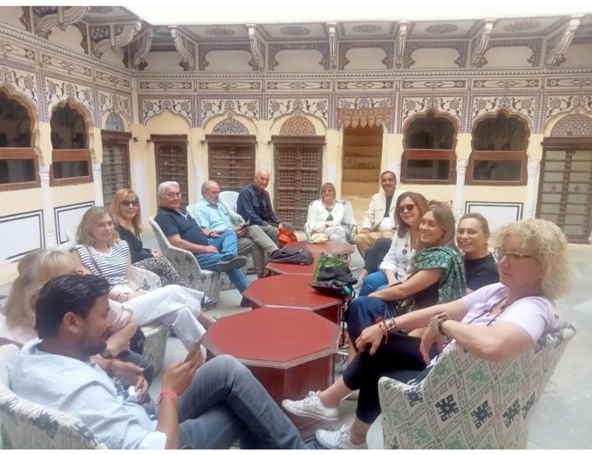 Singhasan Haveli, Mandawa Apartment Exterior foto
